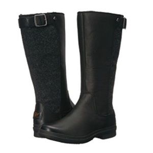 NIB Ugg Janina Tall Boots 11